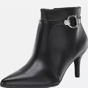 LifeStride Women's Samara Ankle Boot, Black, Size 6.5 wZUY